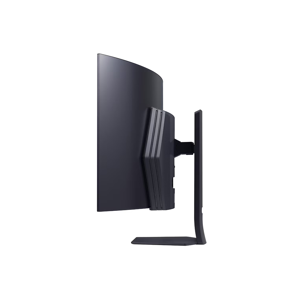 LG UltraGear™ 45GS95QE 45'' Ultra-WQHD 240Hz OLED 800R Curved Gaming Monitor
