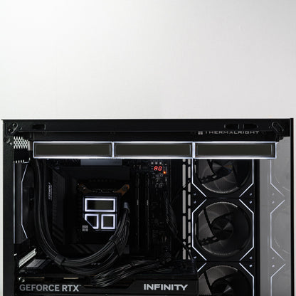 XR - AMD Ryzen 7 9800X3D / Radeon RX 9070 XT Gaming PC