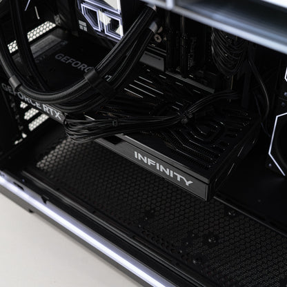XR - AMD Ryzen 7 9800X3D / Radeon RX 9070 XT Gaming PC