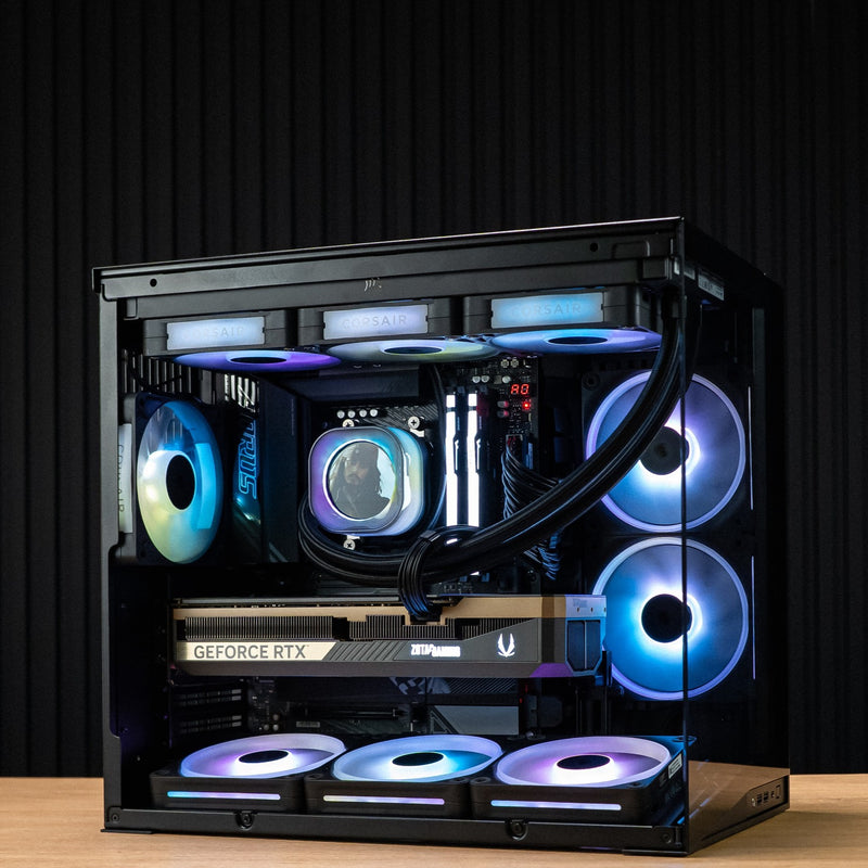 EMARQUE custom PC build photo