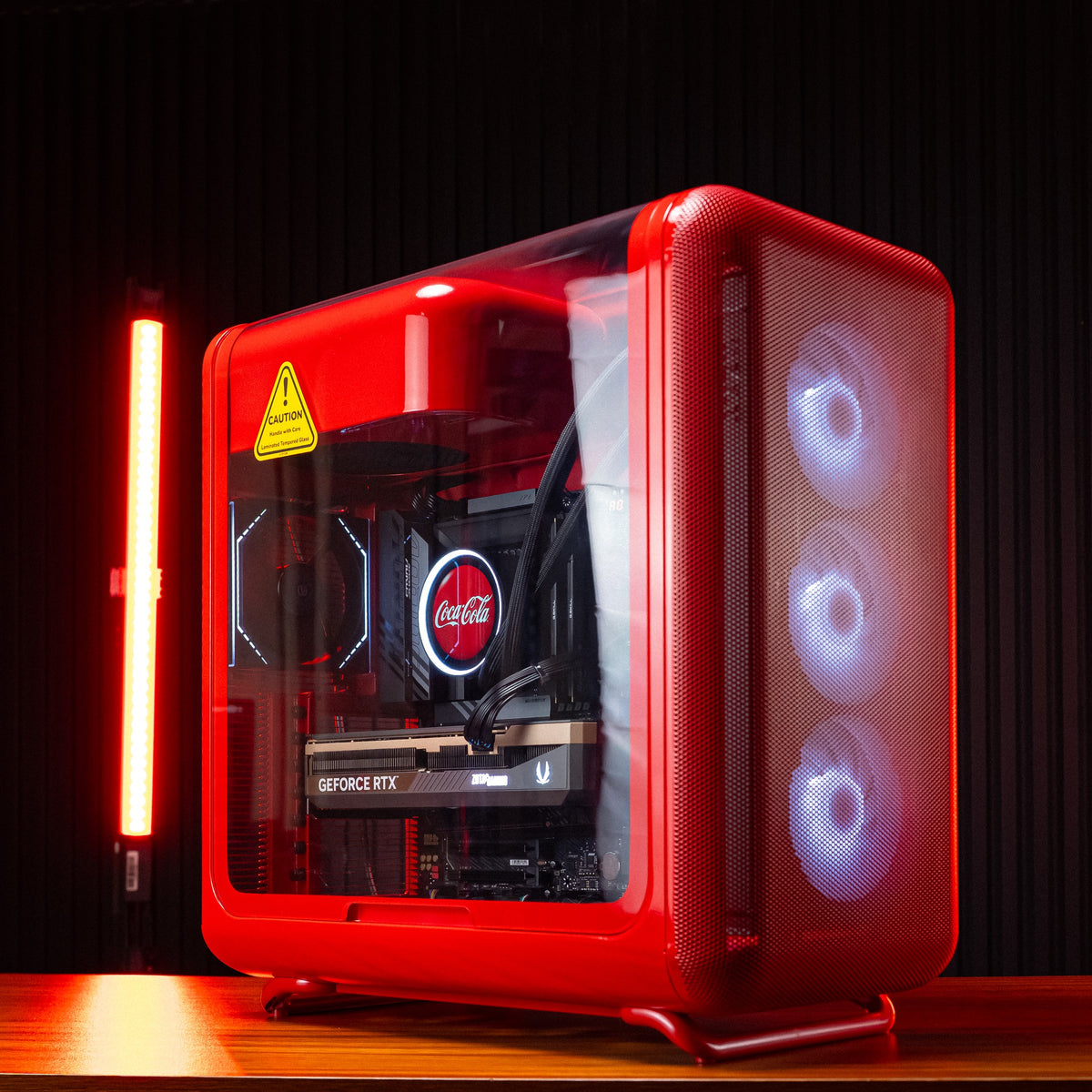 EMARQUE custom PC build photo
